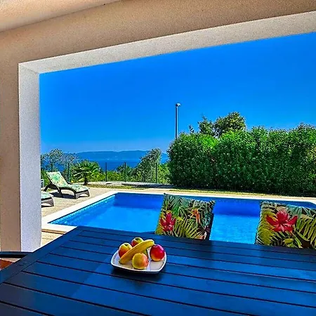Casa Ina Al Mare Hotell 3*